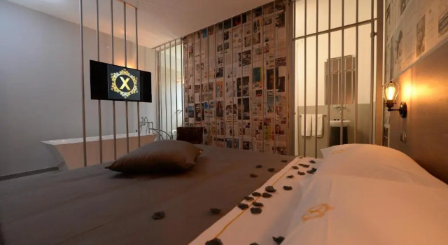 Номер Deluxe X Hotel