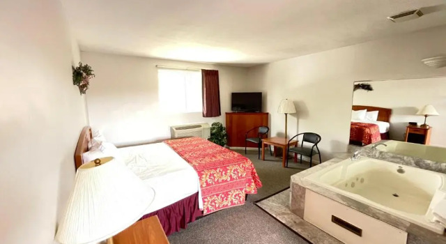 Люкс VIBE INN - WHIRLPOOLS SUITES - Lyons