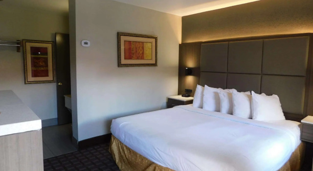 Двухместный номер Standard Days Inn & Suites by Wyndham Downtown Gatlinburg Parkway