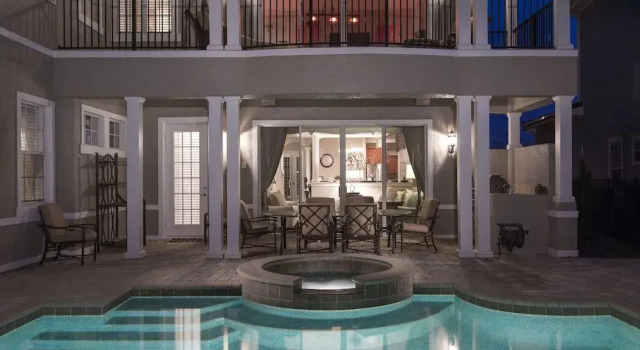 The Sunshine Luxury with Golf View 4 Br home by RedAwning