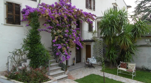 Il Nido dei Gufi Bed and Breakfast, Забронировать Отель Тосколано-Мадерно озеро Гарда