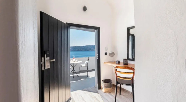 Полулюкс Pearl of Caldera Oia - Boutique Hotel by Pearl Hotel Collection