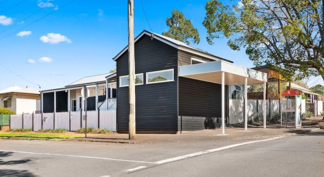 Bluestone Cottages - The Shop, Rezerwuj Dom wakacyjny Hotele w Toowoomba z parkingiem, Parking