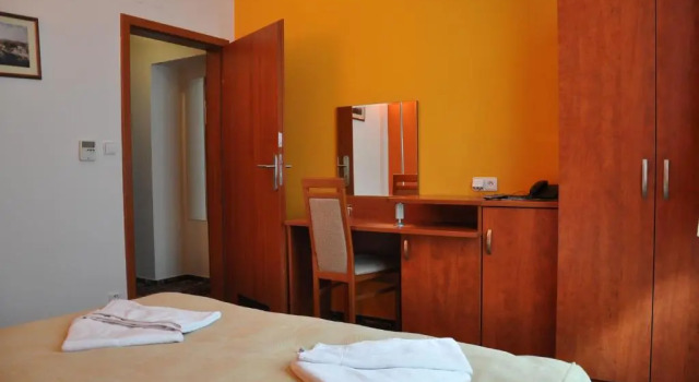Standard Doppel Zimmer City Central De Luxe
