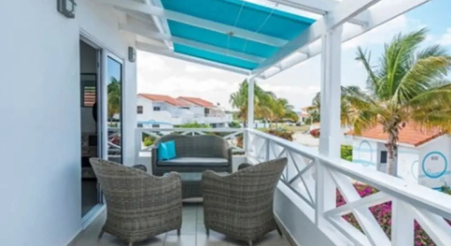 Апартаменты с 2 комнатами Oceanfront Townhome in Marazul Dive Resort