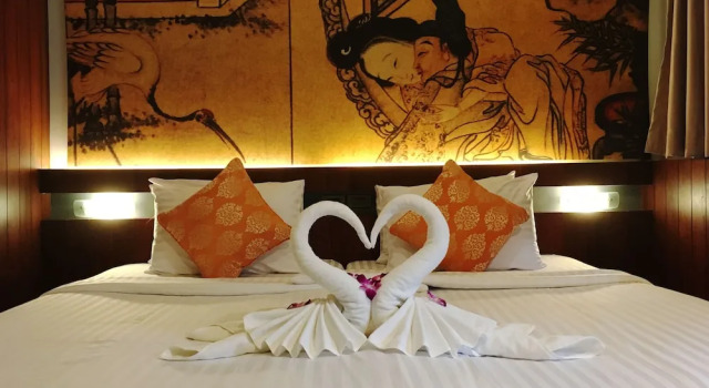 Двухместный номер Superior с балконом Lap Roi Karon Beachfront