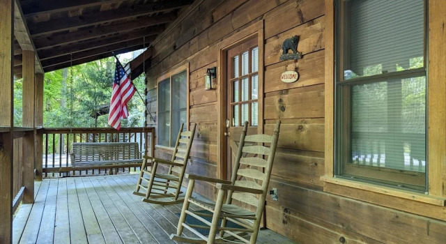 Er57 - Bear Haven - Great Location! Close To All The Action! 1 Bedroom Cabin by RedAwning
