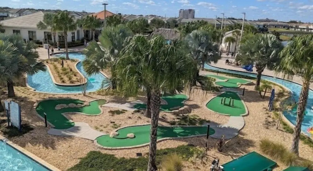 Вилла Family Retreat near Disney with Pool & Hot Tub! by RedAwning