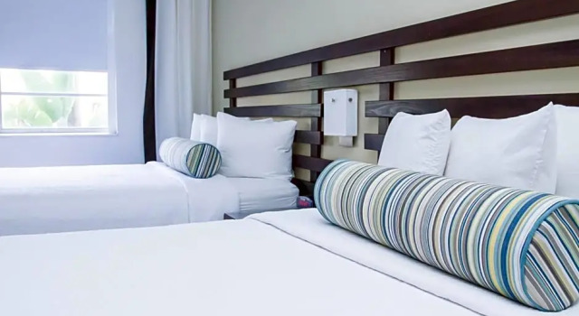 Номер Classic Dorchester Hotel & Suites