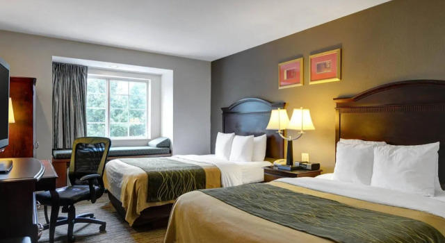 Comfort Inn & Suites Dulles, Boek Hotel Herndon 