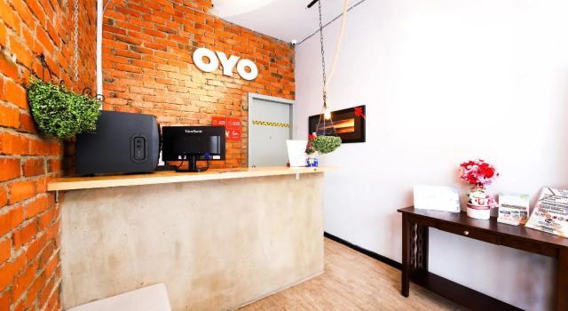 OYO 89398 Doorbellz