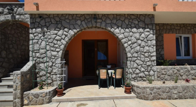 Apartments Skrabonja, Prenota Appartamento Hotel a Isole Quarnerine con parcheggio, Parcheggio