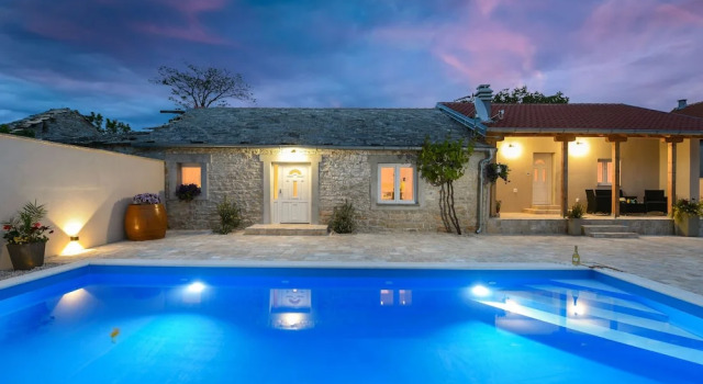 Villa Outback Zadarvillas, Rezerwuj Willa Hotele w Benkovac z parkingiem, Parking