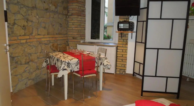A Casa Di Lucia, Забронировать Отель Отели Рима с парковкой, рядом с Собор Святого Петра, Парковка