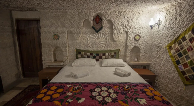 Двухместный номер Standard c 1 комнатой с видом на бассейн Seven Rock Cave Hotel