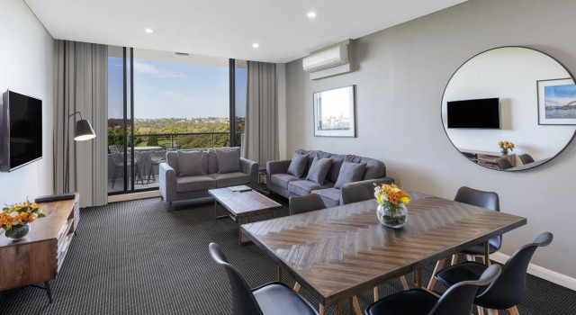 Люкс с 2 комнатами Meriton Suites Waterloo