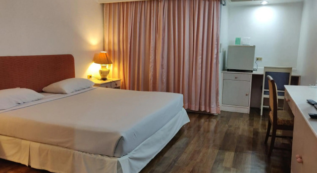 Lee Place Hotel