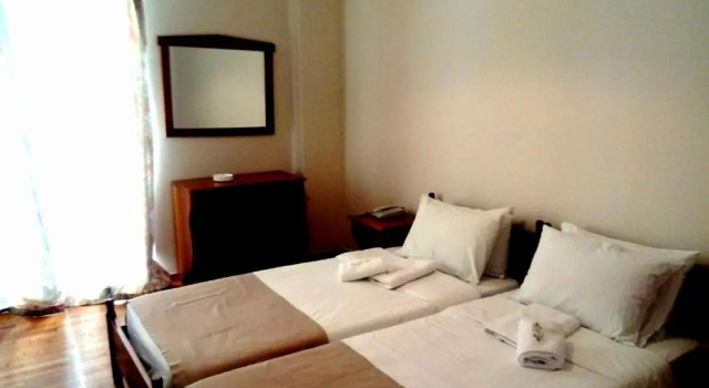 Апартаменты Achillion Apartment