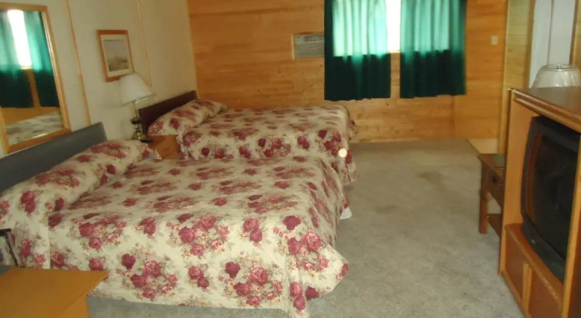 Четырёхместный номер Standard Dreamland Motel