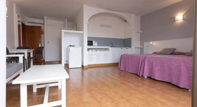 Estudios Orosol 2, Rezerwuj Apartament Hotele w Majorka z parkingiem, Parking