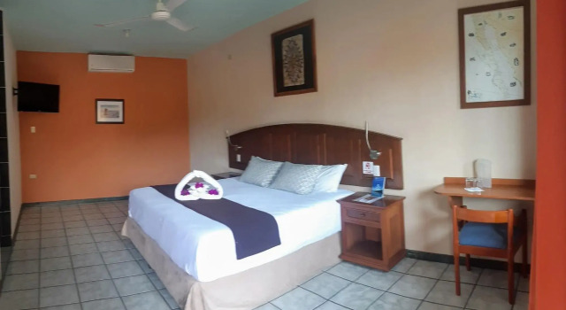 Hotel Angra, Забронировать Отель Отели Лорето с парковкой, Парковка