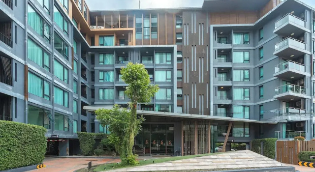 Surin Beachside Sun Escape C209, Забронировать Апартаменты/квартира Отели Южного Таиланда с парковкой, Парковка