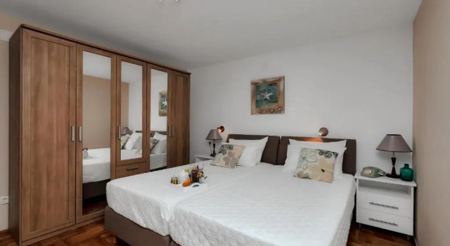 Villa Ana, Buchen Sie Villa Hotels in Gespanschaft Split-Dalmatien mit Pool, Schwimmbad