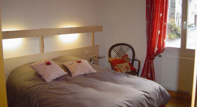 Apartment With 3 Bedrooms in Les Estables, With Wonderful Mountain Vie, Đặt Căn hộ Les Estables 