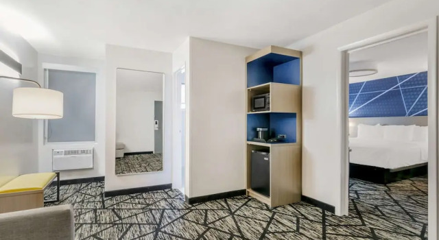 Двухместный люкс Comfort Inn Kansas City Midtown