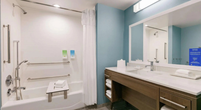 Четырёхместная студия Home2 Suites By Hilton Norfolk Airport