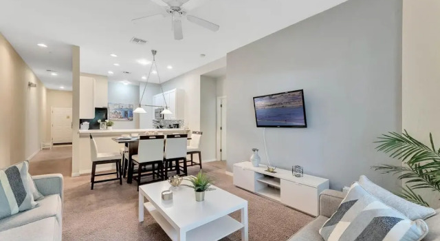 806 LL - Exquisite 3BR Townhome- Bahama Bay Oasis