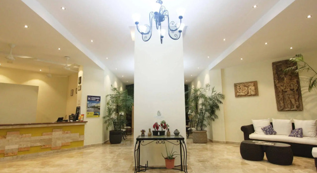 Hotel Los Itzaes by 5th av, Забронировать Отель Плая-дель-Кармен Кинтана-Роо, рядом с Пляжный клуб Mamitas
