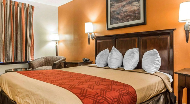Econo Lodge Santee, Забронировать Отель Отели Южной Каролины с завтраком, Завтраки