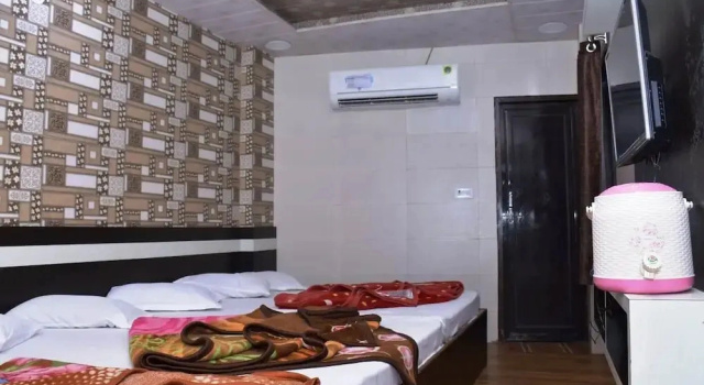 Номер Deluxe Hotel Qadri 400 Mtrs from Dargah
