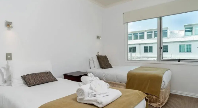 QV Right on the Water Apartment - 338
