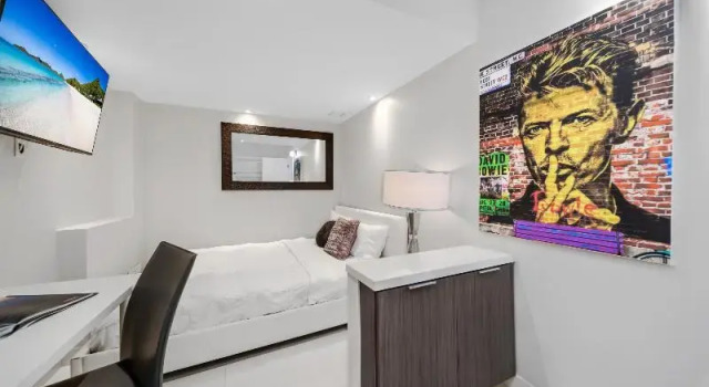 Апартаменты с 2 комнатами с балконом StayCozy Apartments at The Grand