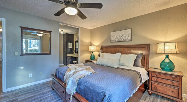 Bella Vista Home w/ Deck + Trails: On Golf Course!, Забронировать Апартаменты/квартира Апартаменты Northwest Arkansas, Апартаменты/квартира