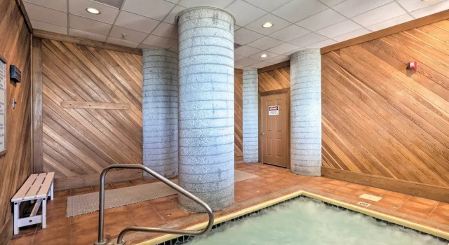 Near Sugar Mountain: Renovated Condo w/ Views!