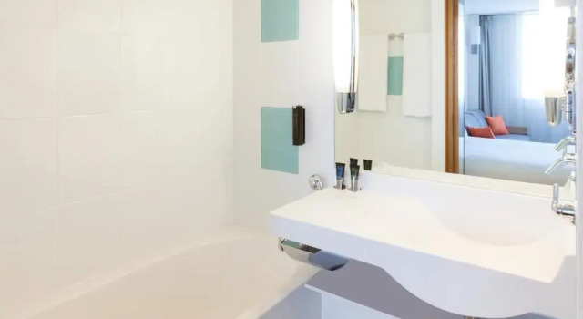 Семейный номер Comfort Novotel Chartres