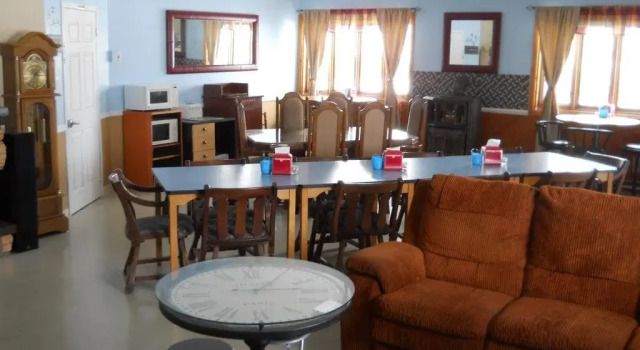 Auberge Bon Sejour, Rezervovat Hostel  