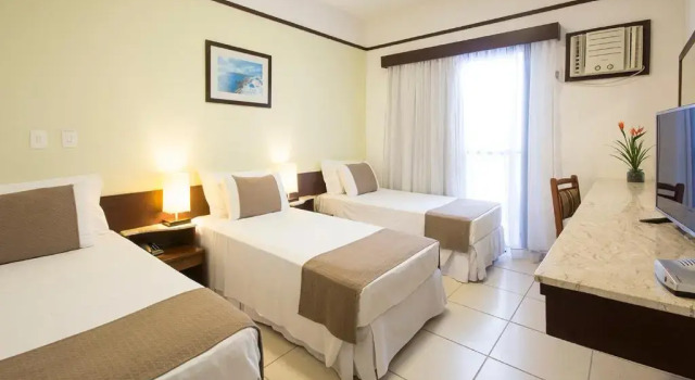Трёхместный номер Standard с балконом Hotel Ilhas da Grécia