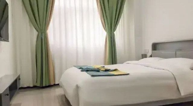 Mingzhu Hotel (Yanhupark Branch), Rezerwuj Hotel Hotele w Baoshan z parkingiem, Parking