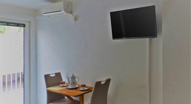 Studio for 2 People - Split Region, Забронировать Дом для отпуска Коттеджи Башка-Вода, рядом с Памятник Св. Николаю, Коттедж