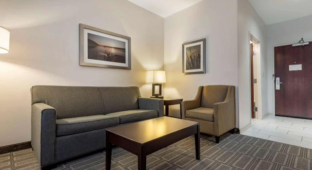 Четырёхместный люкс Best Western Plus The Hammondsport Hotel