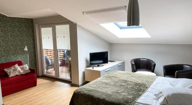 Студия с балконом KURESSAARE TALLINN STREET APARTMENTs