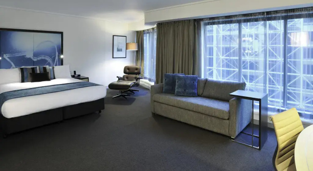Двухместный полулюкс Novotel Melbourne On Collins