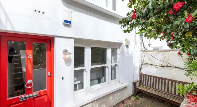 Homely 2BD Flat W/private Patio Near Maida Vale!