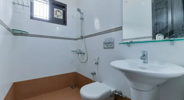OYO 14697 Home Modern 1 BK Fort Kochi