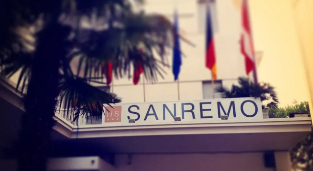 Hotel Sanremo, Забронировать Отель Отели Лидо ди Езоло 3 звезды, 3*
