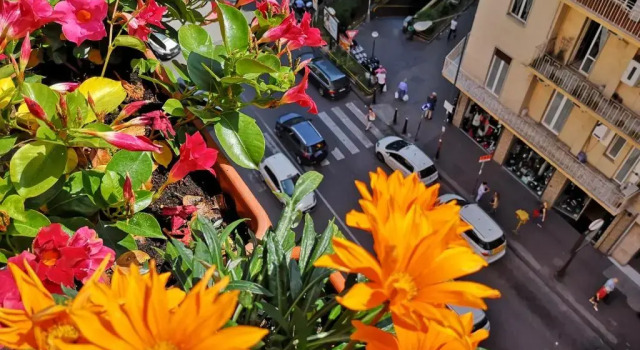 Номер Deluxe B&B Smiling Naples
